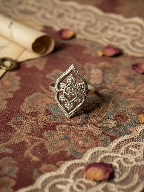 925 Sterling Silver Jewelry - Intricate Vintage-stamped 925 Henna  Ring - Silver